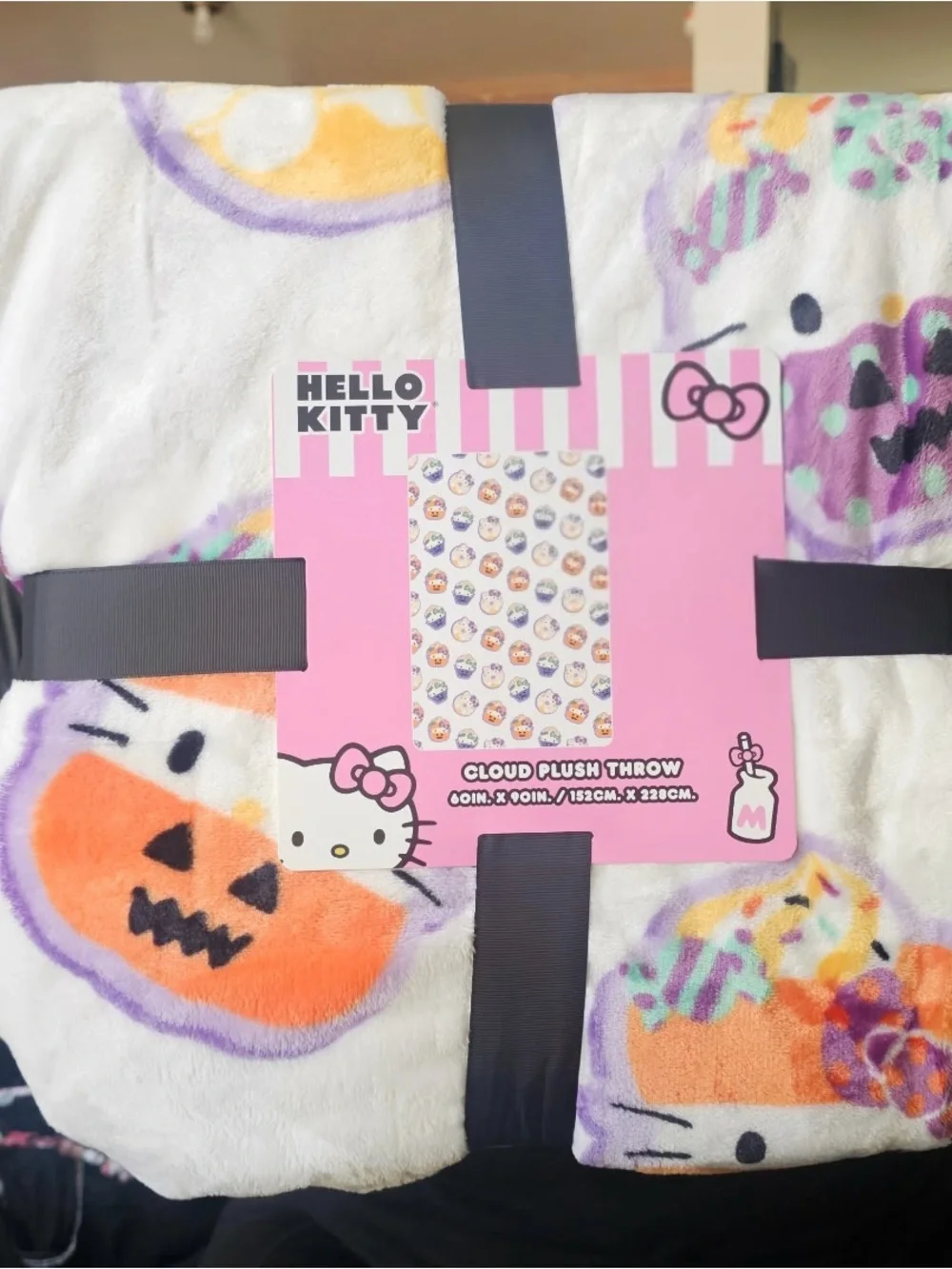 Hello Kitty Spooky Treats Halloween Plush Throw